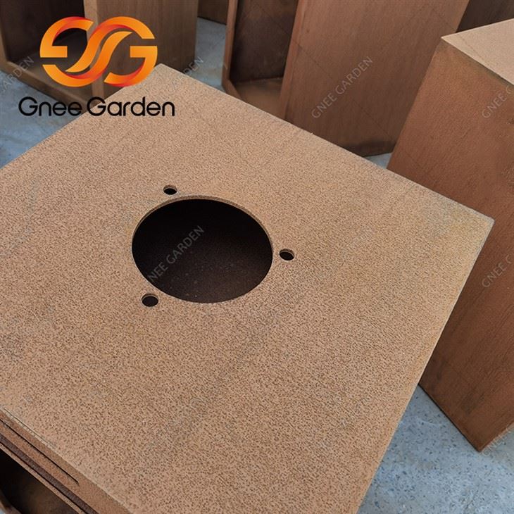 Corten Ocel Obdélníkové Ohniště A Grilování