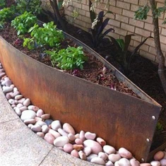 Velký zahradní dekorativní kovový květináč z Corten Steel