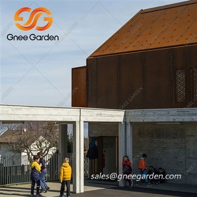 Ocel Corten laserem řezané fasády budov