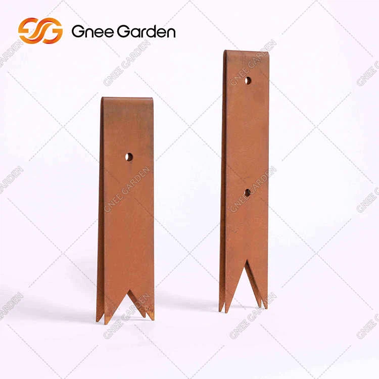 Lemování plotu pro květinové záhony trávníky